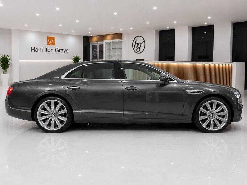 Bentley Flying Spur view 4