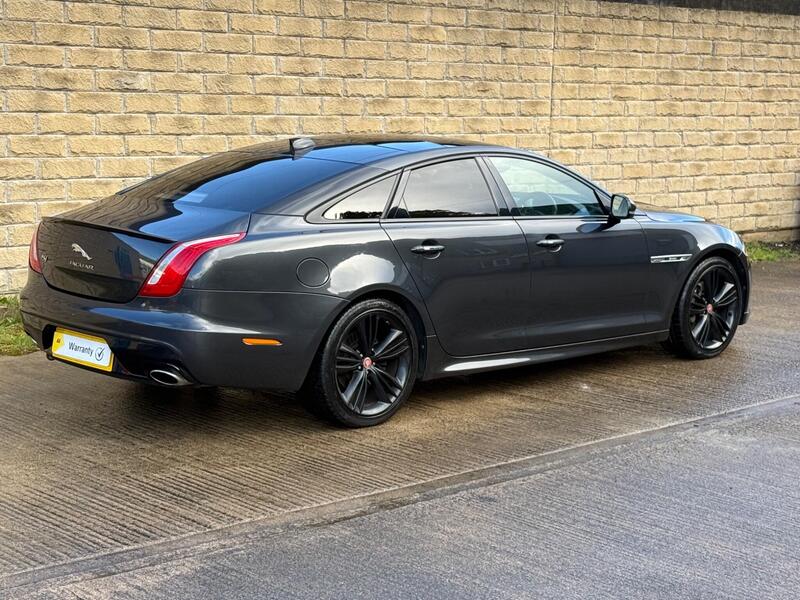 Jaguar XJ view 7