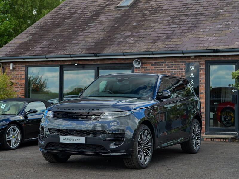 Land Rover Range Rover Sport view 3
