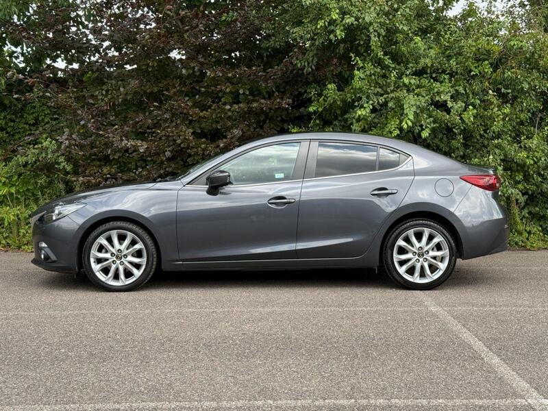 Mazda Mazda3 view 4