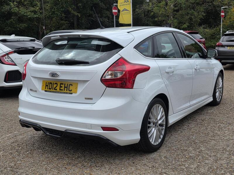 Ford Focus view 4