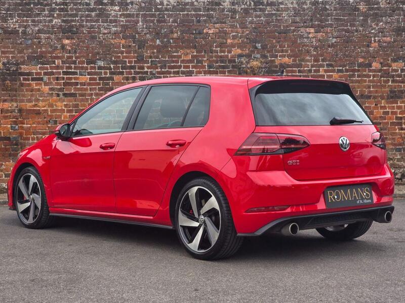Volkswagen Golf view 3