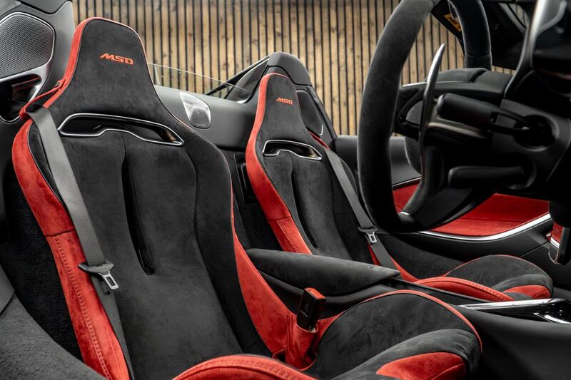 Mclaren Artura view 2