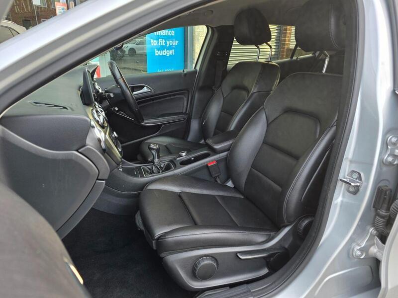Mercedes-Benz A view 3