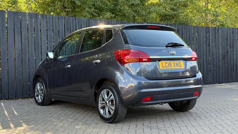 Kia Venga view 6