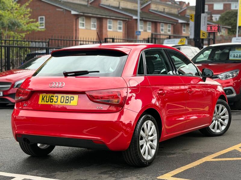 Audi A1 view 2