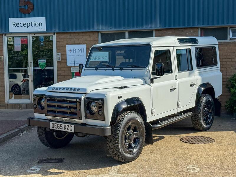2016 Land Rover Defender in White for sale