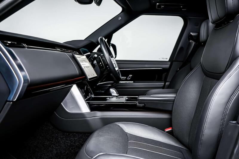 Land Rover Range Rover view 7