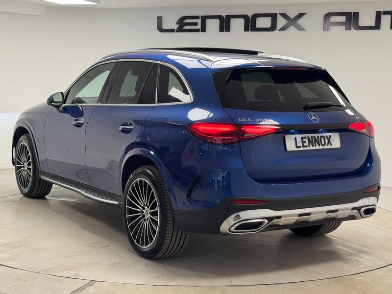 Mercedes-Benz Mercedes-Benz GLC view 4