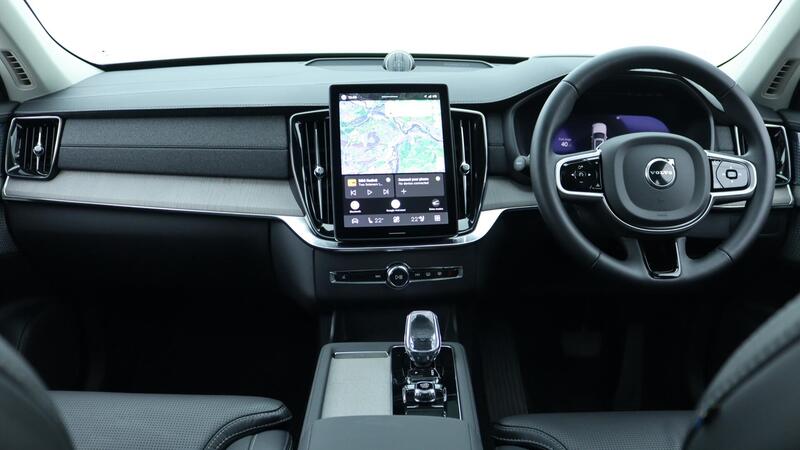Volvo XC90 view 5