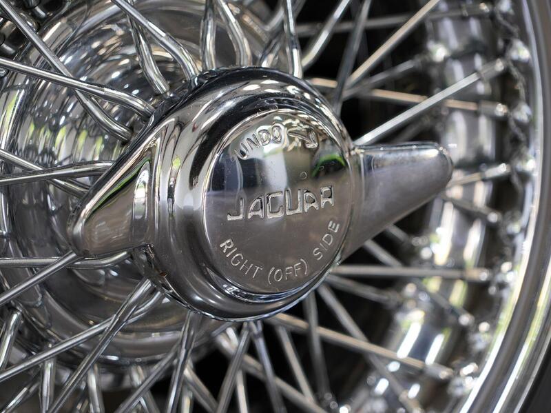 Jaguar E-Type view 25