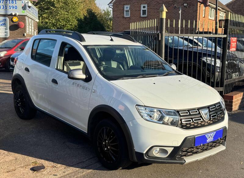 Dacia Sandero view 4