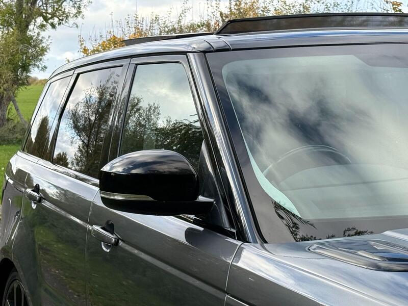 Land Rover Range Rover view 67