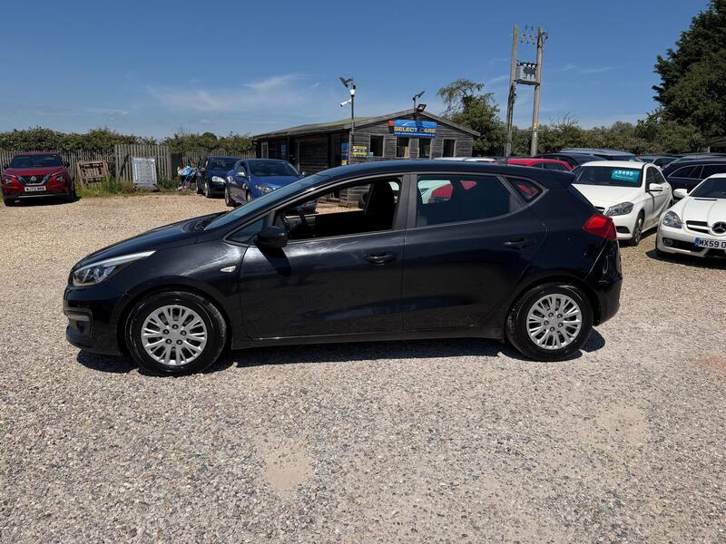 Kia Ceed view 5
