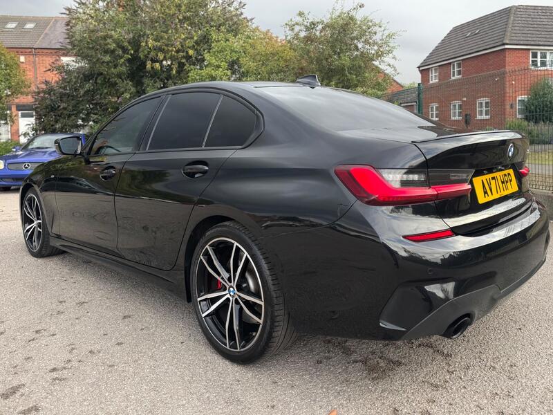 BMW 3 Series view 3