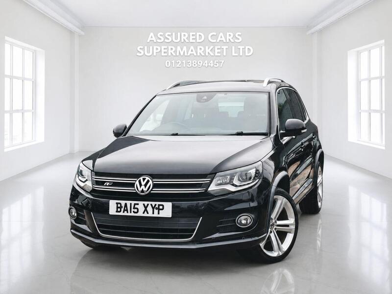 Volkswagen Tiguan view 2