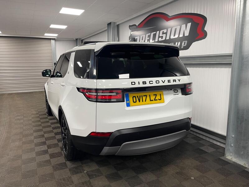 Land Rover Discovery view 7