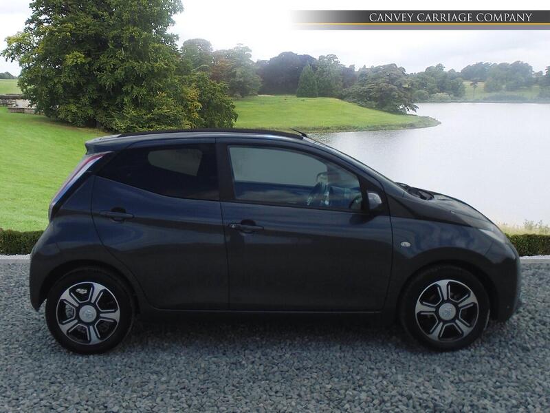 Toyota Aygo view 5