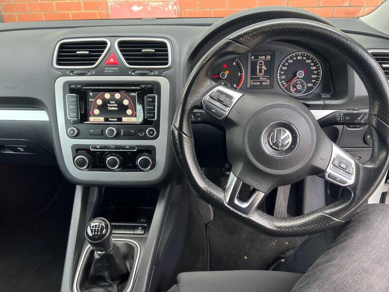Volkswagen Scirocco view 19