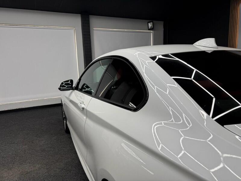 BMW 2 Series view 6