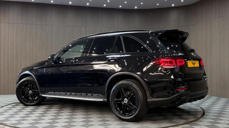 Mercedes-Benz Mercedes-Benz GLC view 2