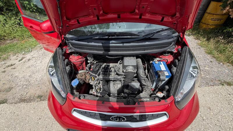 2015 Kia Picanto — photo 14