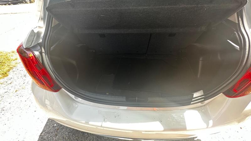 2015 Toyota Yaris — photo 29