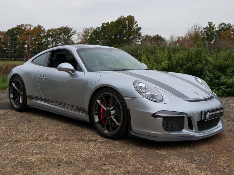 Porsche 911 view 73