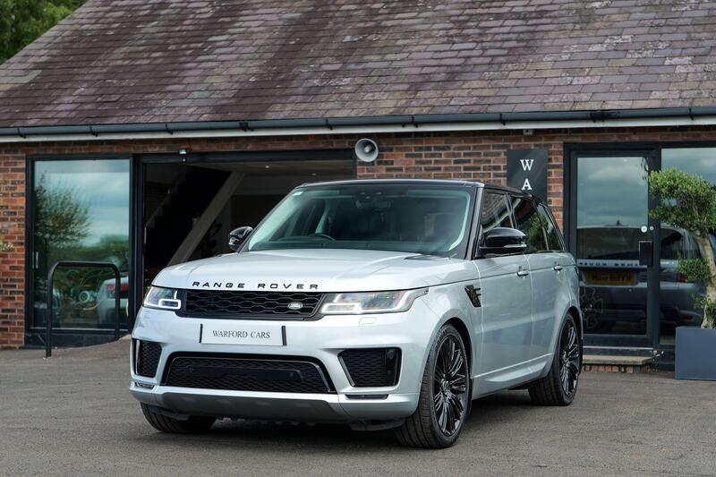 Land Rover Range Rover Sport view 3