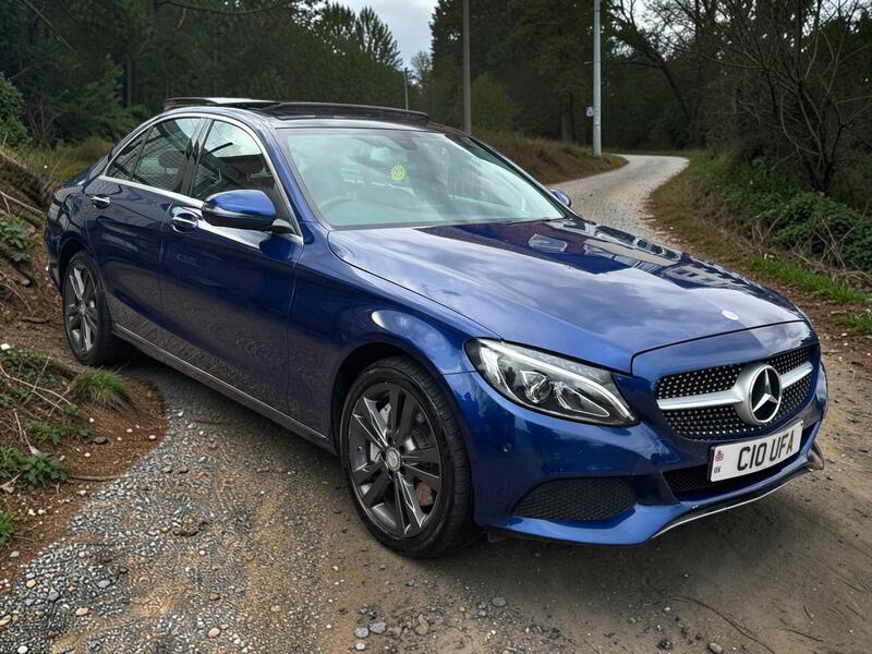 Mercedes-Benz C-Class view 3