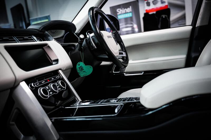 Land Rover Range Rover view 5