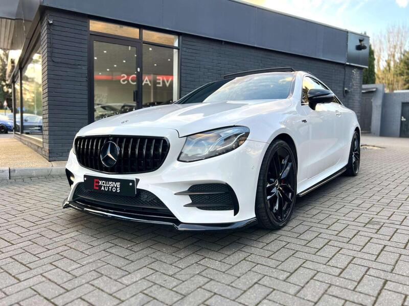 Mercedes-Benz E-Class view 4