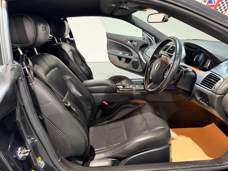 Jaguar XKR view 5