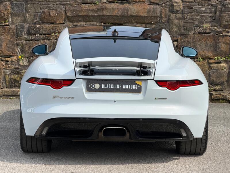 Jaguar F-Type view 6