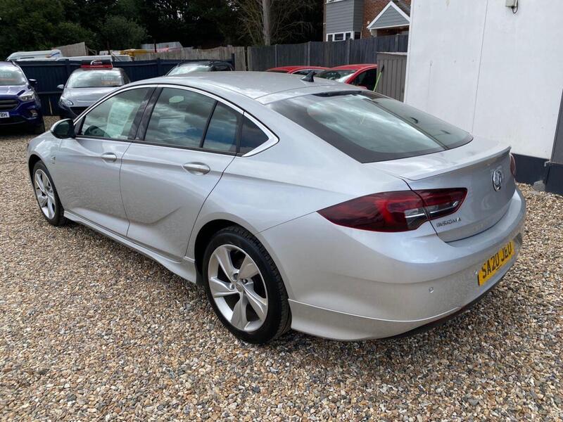 Vauxhall Insignia view 7