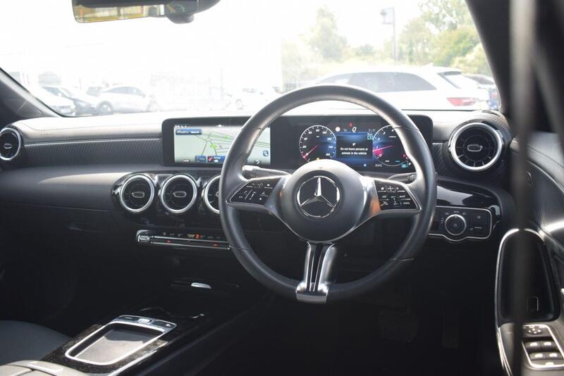 Mercedes-Benz CLA view 3
