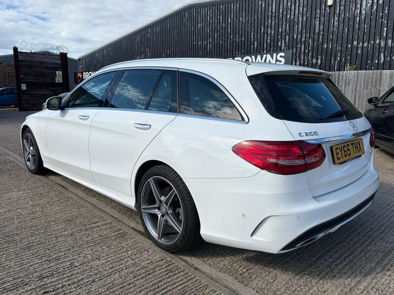 Mercedes-Benz C Class view 5