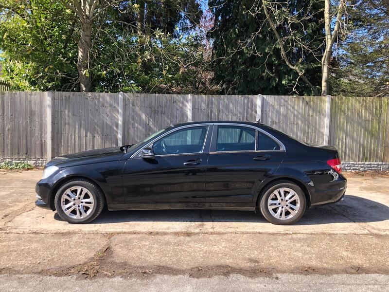 Mercedes-Benz C Class view 3