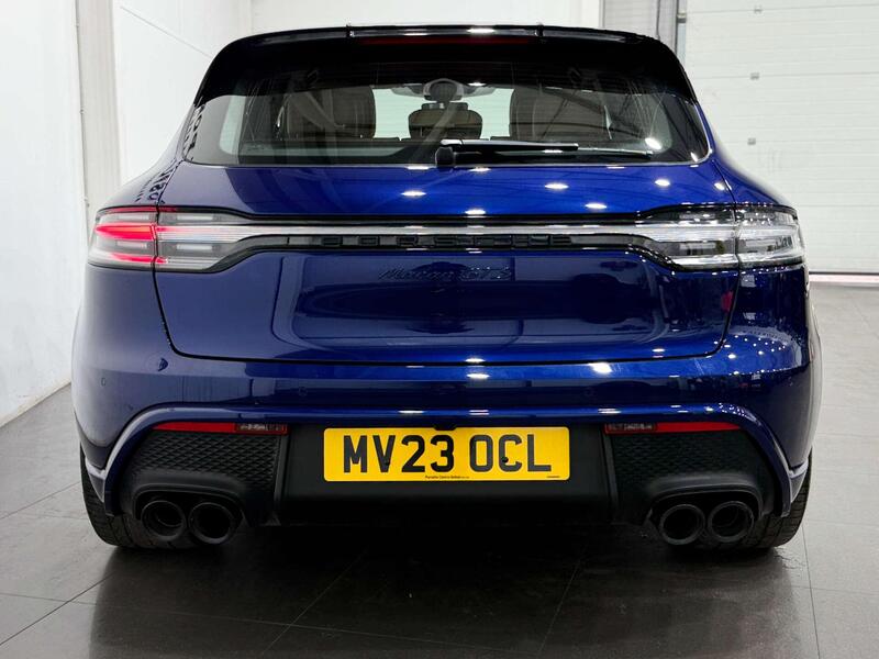 Porsche Macan view 7