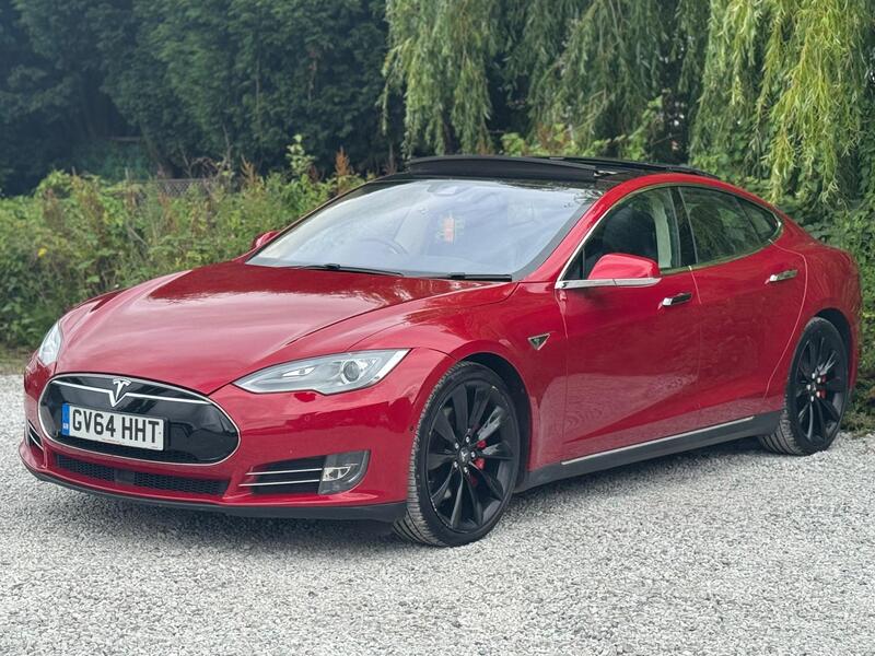 Tesla Model S view 7