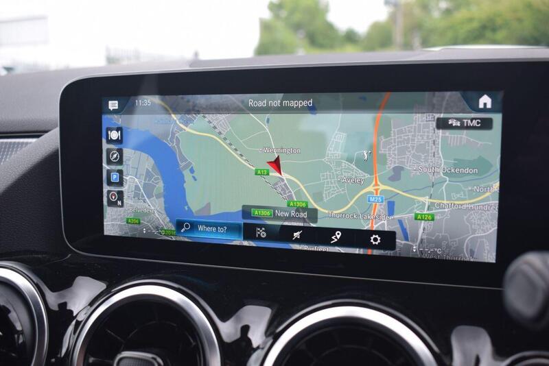 Mercedes-Benz B Class view 4