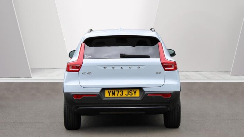 Volvo XC40 view 7