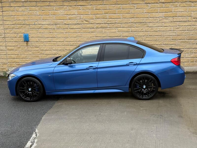 BMW 3 Series view 2