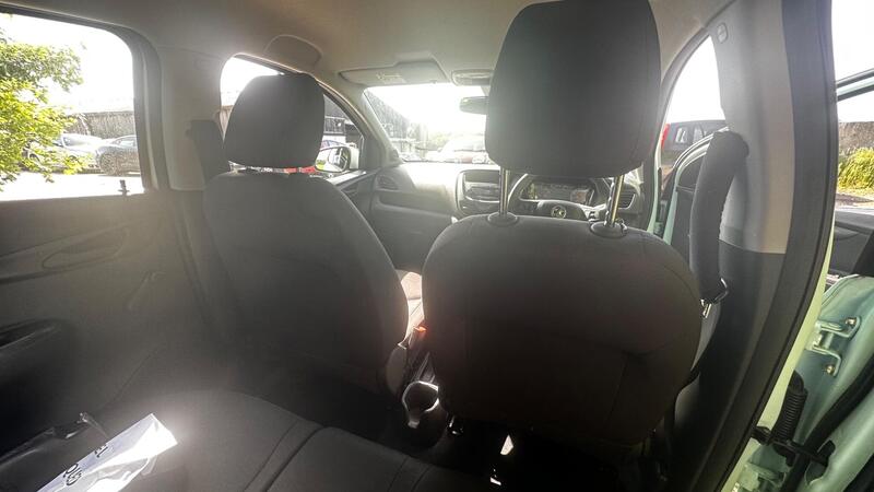 2018 Vauxhall Viva — photo 11