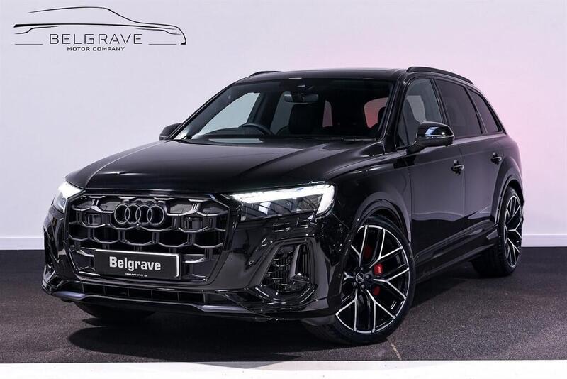 Audi SQ7 view 2