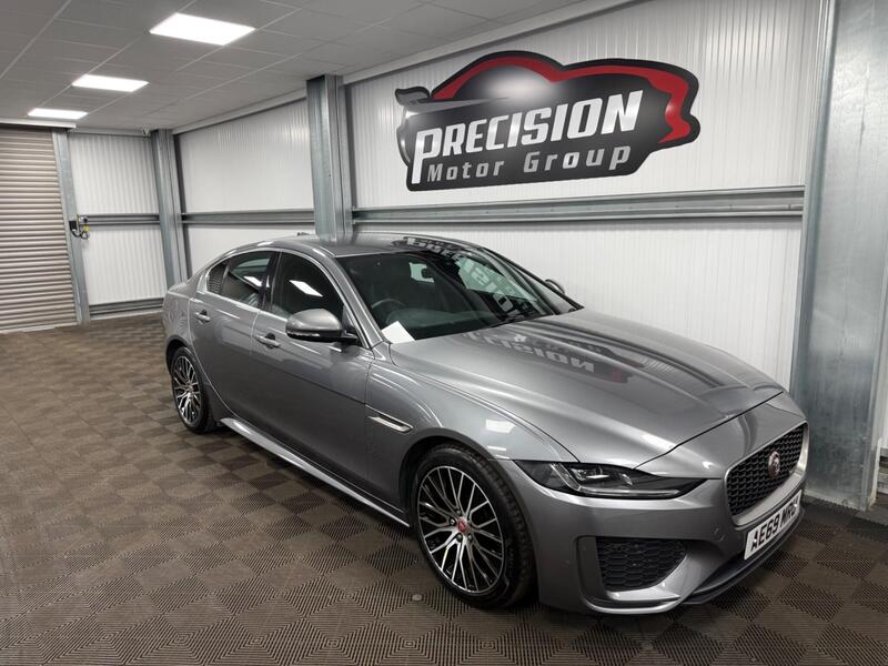 Jaguar Xe view 6