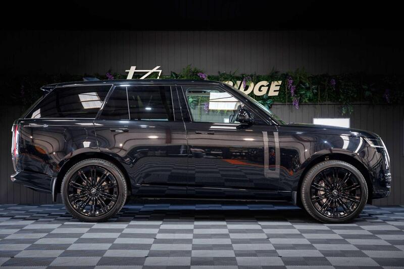 Land Rover Range Rover view 5