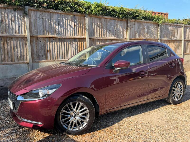 Mazda Mazda2 view 4