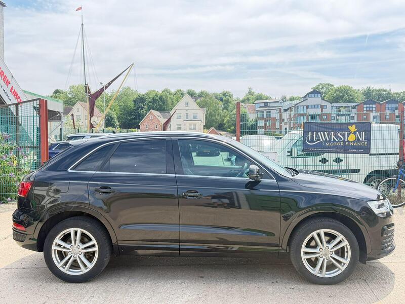 Audi Q3 view 2