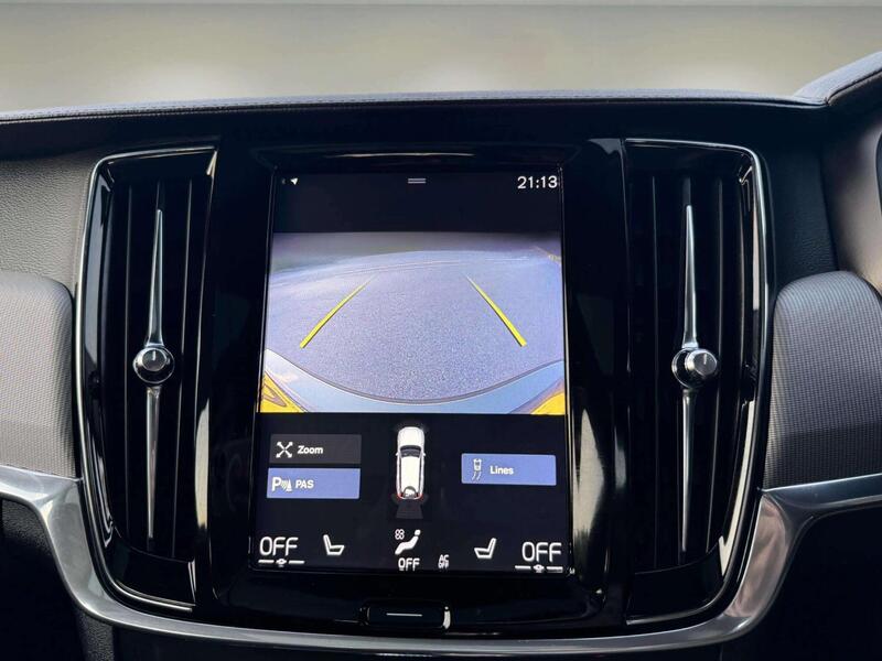 Volvo V90 view 6